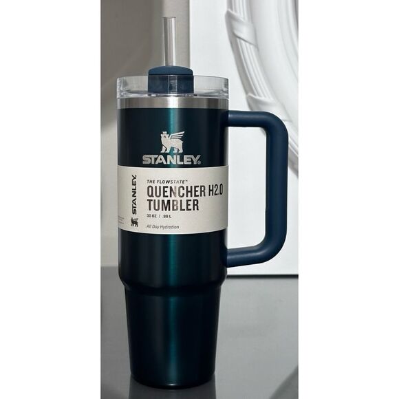Stanley Quencher H2.0 FlowState Tumbler 30oz, EVERGREEN GLOW - Picture 1 of 4